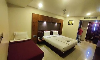 Fabhotel Adya Classic