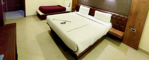Fabhotel Adya Classic