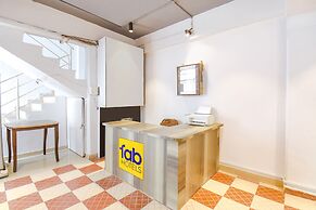 Fabhotel Happy Stay In