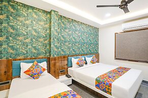 Fabhotel Prime Diamond Palace