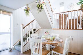 Bee Happy - 1 Bedroom Holiday Home - Saundersfoot