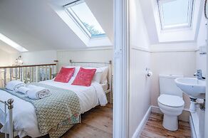 Bee Happy - 1 Bedroom Holiday Home - Saundersfoot