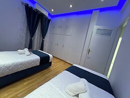 Four Seasons Apartment in Athens