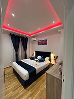 Four Seasons Apartment in Athens