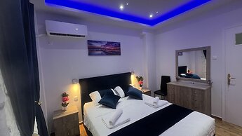 Four Seasons Apartment in Athens