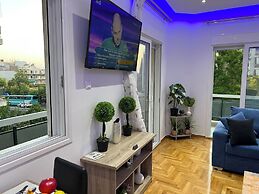 Four Seasons Apartment in Athens