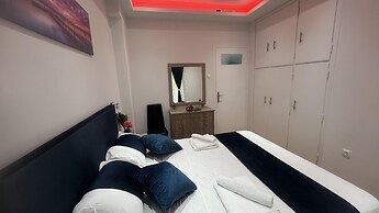 Four Seasons Apartment in Athens