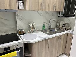 Four Seasons Apartment in Athens