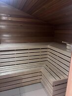 Captivating 2 Bed Apartment in Newhouse