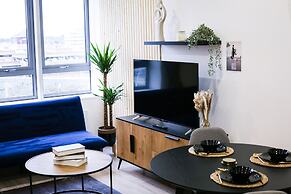 Cozy Luxury City Apartment in Central Bracknell