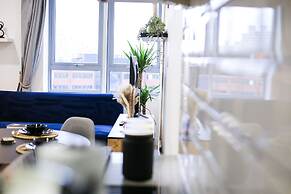 Cozy Luxury City Apartment in Central Bracknell