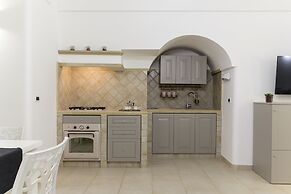 Sant Oronzo View Apartment by Wonderful Italy