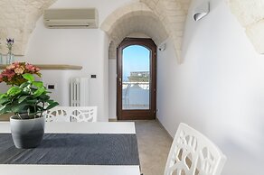 Sant Oronzo View Apartment by Wonderful Italy