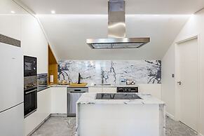 Porto City Holidays by Douro River