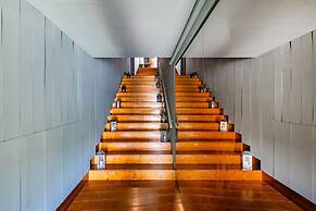 Porto City Holidays by Douro River