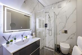 Porto City Holidays by Douro River