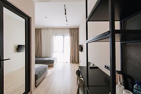 Doors Hotel