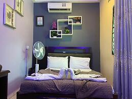 ULTIMATE HOTEL