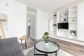 The Pimlico Collection