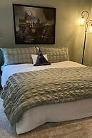 Beautiful Brand New Waterfront Retreat!1689st 8 Bedroom Home by RedAwn