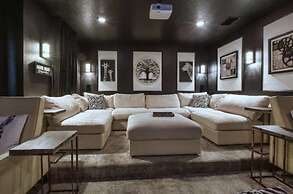 Beautiful Brand New Waterfront Retreat!1689st 8 Bedroom Home by RedAwn