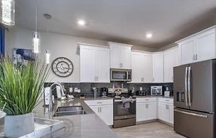 Beautiful Brand New Waterfront Retreat!1689st 8 Bedroom Home by RedAwn