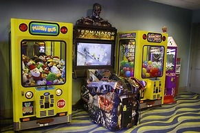 5 Bed In Champions Gate, Modern Decor, Kid Themed Rooms, Game Room, Ga