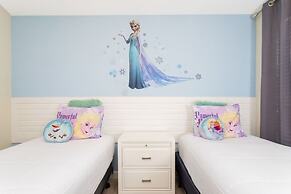 Rare!lake Front Pool/spa, Close To Clubhouse-1691c 6 Bedroom Home