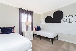 Rare!lake Front Pool/spa, Close To Clubhouse-1691c 6 Bedroom Home