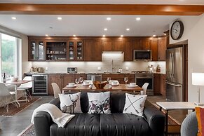 Northstar 6 3 Bedroom Condo by RedAwning