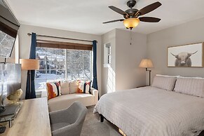 Northstar 6 3 Bedroom Condo by RedAwning