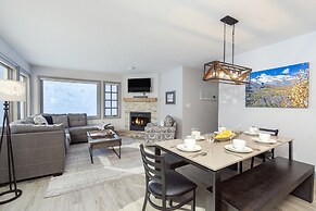 Etta Place 111 2 Bedroom Condo by RedAwning