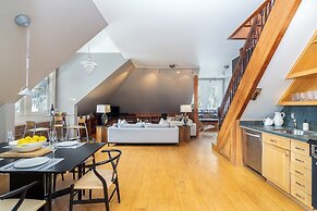 Ajax Loft 1 Bedroom Apts by RedAwning