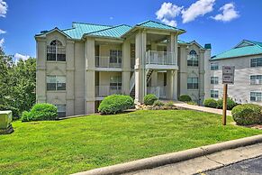Inviting Condo w/ Pool Access, Near Branson Strip!