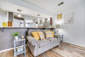 Inviting Condo w/ Pool Access, Near Branson Strip!