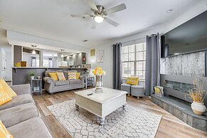 Inviting Condo w/ Pool Access, Near Branson Strip!