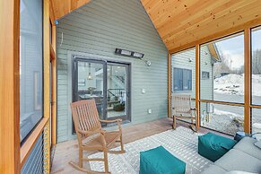 Mountain-view Home in Stoneham w/ Hot Yoga Studio!