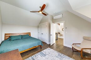 Mountain-view Home in Stoneham w/ Hot Yoga Studio!