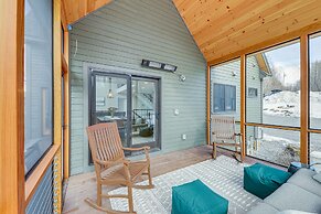 Mountain-view Home in Stoneham w/ Hot Yoga Studio!