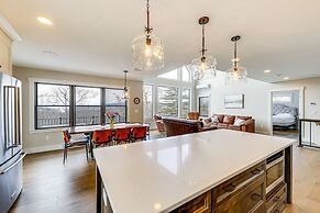 Mountain-view Home in Stoneham w/ Hot Yoga Studio!