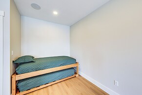 Mountain-view Home in Stoneham w/ Hot Yoga Studio!