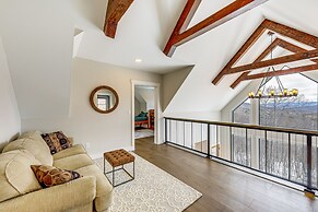 Mountain-view Home in Stoneham w/ Hot Yoga Studio!