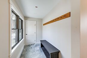 Mountain-view Home in Stoneham w/ Hot Yoga Studio!