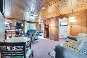 Pet-friendly Alger Cabin - Close to the River!