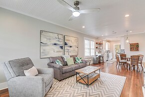 4 Mi to Moody Gardens: Galveston Home w/ Grill