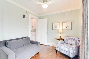 4 Mi to Moody Gardens: Galveston Home w/ Grill