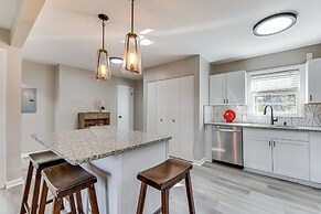 Pet-friendly Mableton Home w/ Grill & Fire Pit!