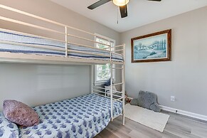 Pet-friendly Mableton Home w/ Grill & Fire Pit!