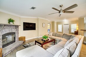 Pet-friendly Palm City Home w/ Yard & Grill!