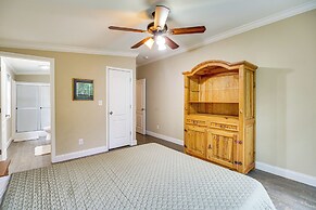 Pet-friendly Palm City Home w/ Yard & Grill!